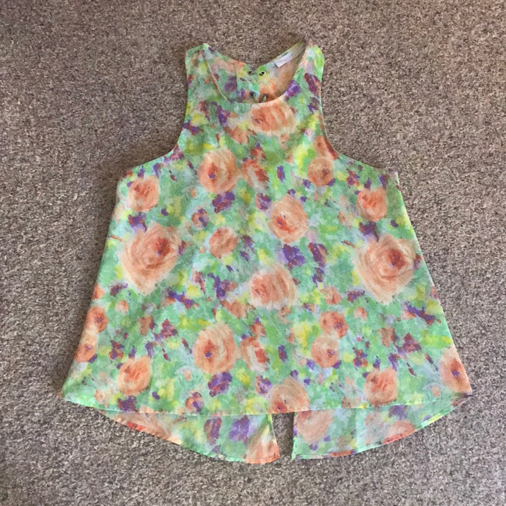 Women’s floral tank - lace up, open back.